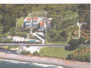 Εναέρια λήψη του Kalypso Bay στις Πεταλίδες Σάμου